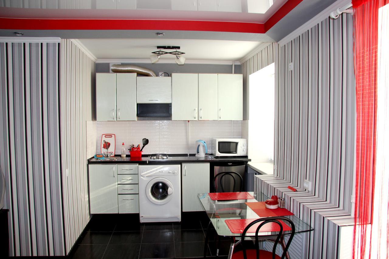 Apartment On Bohoiavlenskyi Avenue 尼古拉耶夫 外观 照片